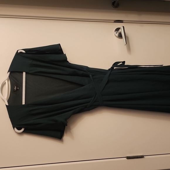 Lulus Emerald Green Midi Wrap Dress - Picture 5 of 9